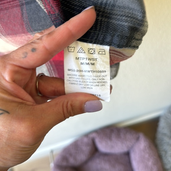 Wrangler Flannel Shirt Men’s Size Medium - Picture 3 of 4